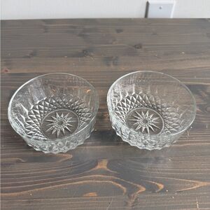 2 x vintage arcoroc glass bowls